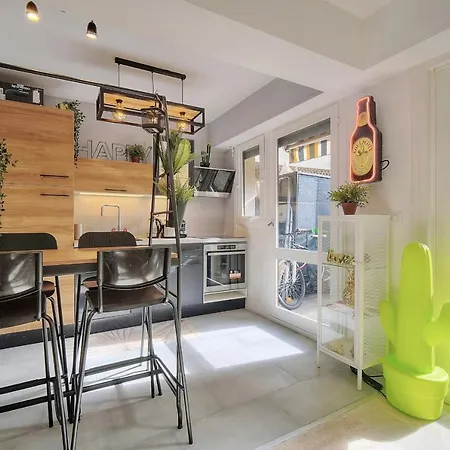 Immogroom - New - Renovated Studio With Terrace * Cannes