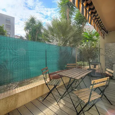 Daire Immogroom - New - Renovated Studio With Terrace